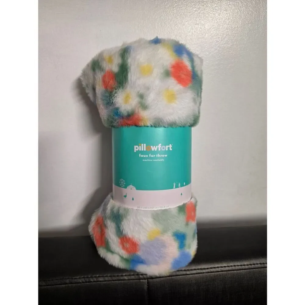 Pillowfort Throw Blanket Spring Floral Faux Fur 50x60 Kids Spring Target NEW